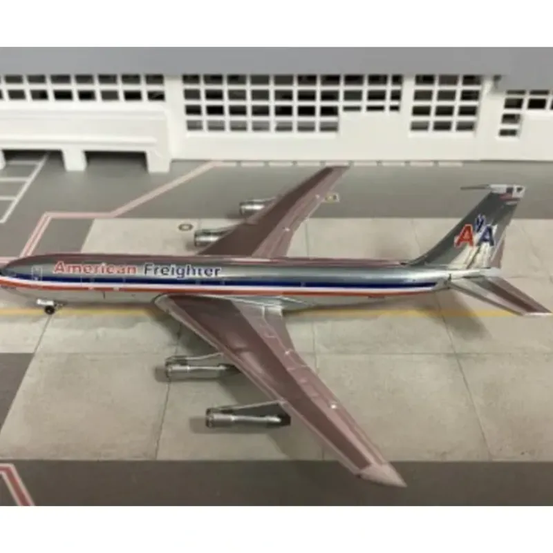 Airplane Model*Aero Classics 1:400 American Airlines Boeing 720 N7547A - Miniature Marvels: Airplane Models & Painted Dice