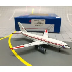 Airplane Model*Aero Classics AC419924 1:400 A310-304ET Canadian Air Force - Miniature Marvels: Airplane Models & Painted Dice