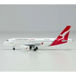 Airplane Model*Aero Classics AC411345 1:400 Qantaslink A319 VH-8NF - Miniature Marvels: Airplane Models & Painted Dice