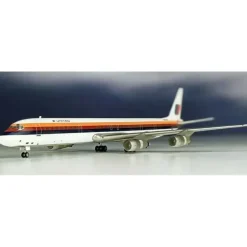 Airplane Model*Aero Classics AC219551 1:200 United Airlines DC-8-61 N8088U - Miniature Marvels: Airplane Models & Painted Dice