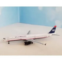 Airplane Model*Aero Classics BBX41615 1:400 US Airways Airbus A321 - Miniature Marvels: Airplane Models & Painted Dice