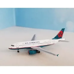 Airplane Model*Aero Classics BBX41610 1:400 US Airways Airbus A319 - Miniature Marvels: Airplane Models & Painted Dice