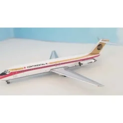 Airplane Model*Aero Classics Net Model 1:400 National DC-9 N3508T - Miniature Marvels: Airplane Models & Painted Dice