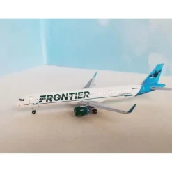 Airplane Model*AeroClassics AC411272 1:400 Frontier Airbus A321neo N610FR - Miniature Marvels: Airplane Models & Painted Dice