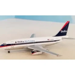 Airplane Model*AeroClassics BBX41641 1:400 Delta Boeing 737-200 - Miniature Marvels: Airplane Models & Painted Dice