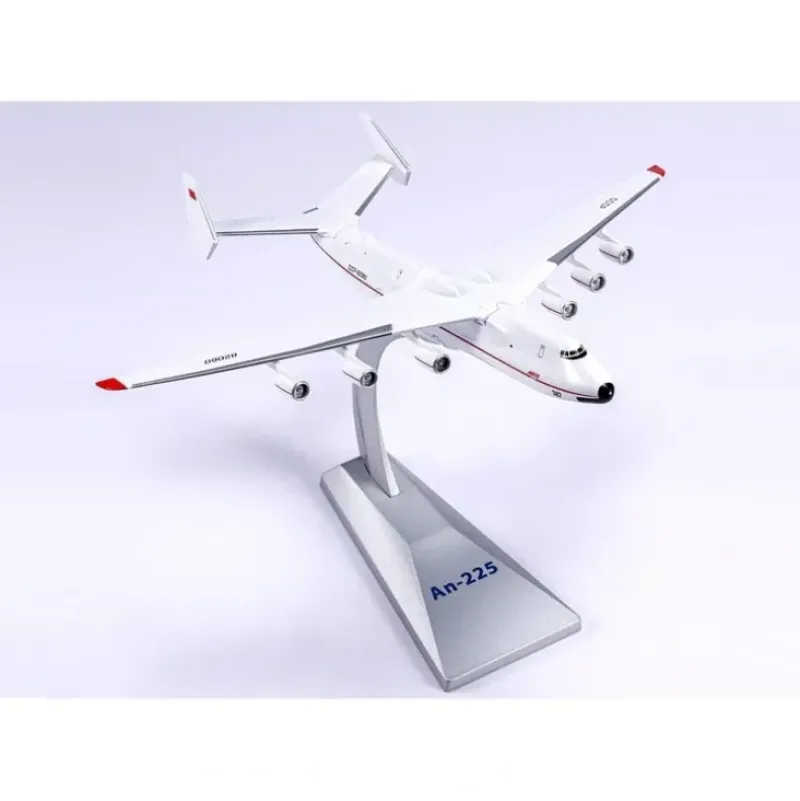 Airplane Model*Air Force 1 AF1-0168 1:400 Antonov AN-225 "CCP-82060" - Miniature Marvels: Airplane Models & Painted Dice