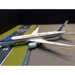 Airplane Model**B Models B-USAF-789-02P 1:200 USAF Boeing 787-9 "Make America Great Again" - Miniature Marvels: Airplane Models & Painted Dice