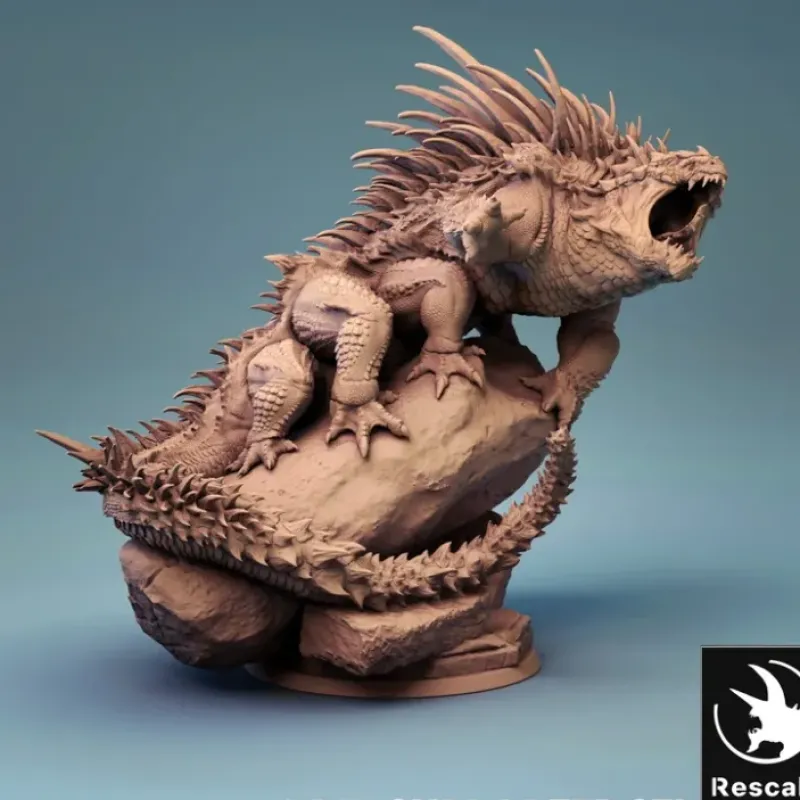 Miniature<Basilisk - Miniature Marvels: Airplane Models & Painted Dice