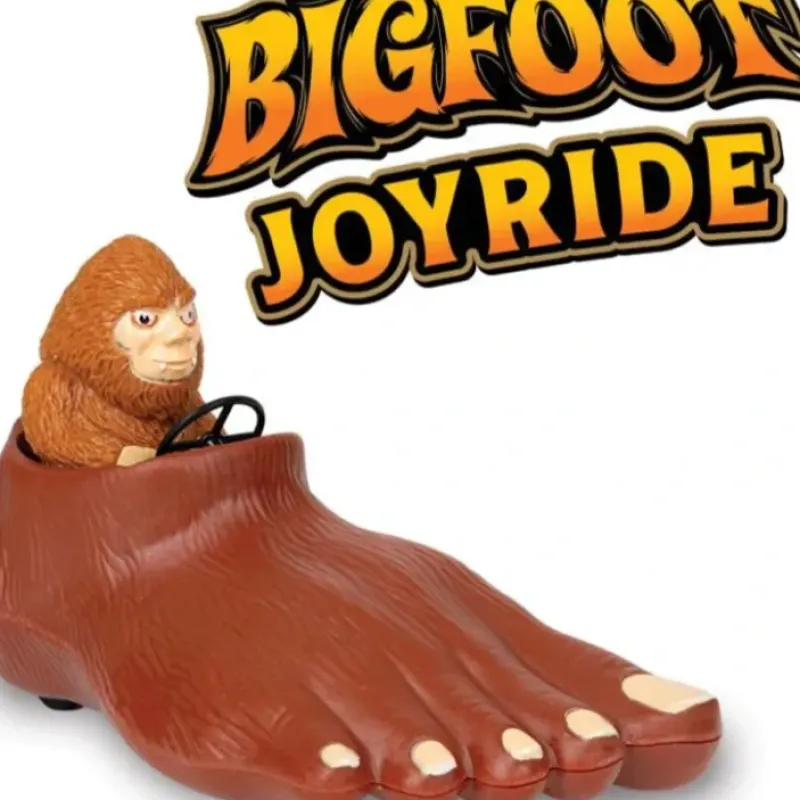 Egpull<Bigfoot Joyride: Pull Back Foot Car Sasquatch Racing Toy - Archie McPhee - Miniature Marvels: Airplane Models & Painted Dice