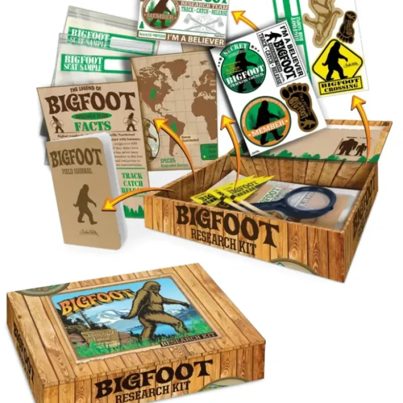 Egpull<BIGFOOT Sasquatch Outdoor Research Investigation Science Kit - Archie McPhee - Miniature Marvels: Airplane Models & Painted Dice