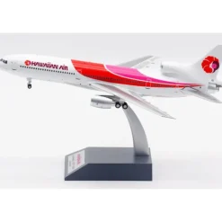 Airplane Model**B-Models 1:200 B-1011-HA-766 Hawaiian Air L-1011 - Miniature Marvels: Airplane Models & Painted Dice
