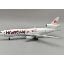 Airplane Model*B-Models B-103-061 1:200 Hawaiian Air McDonnell Douglas DC-10-30 N12061 - Miniature Marvels: Airplane Models & Painted Dice