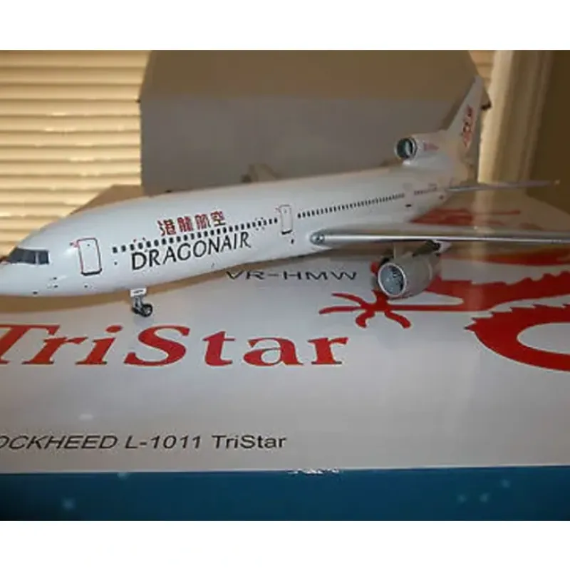 Airplane Model*B-Models BBOX077 1:200 Dragonair Lockheed L-1011 VR-HMW - Miniature Marvels: Airplane Models & Painted Dice