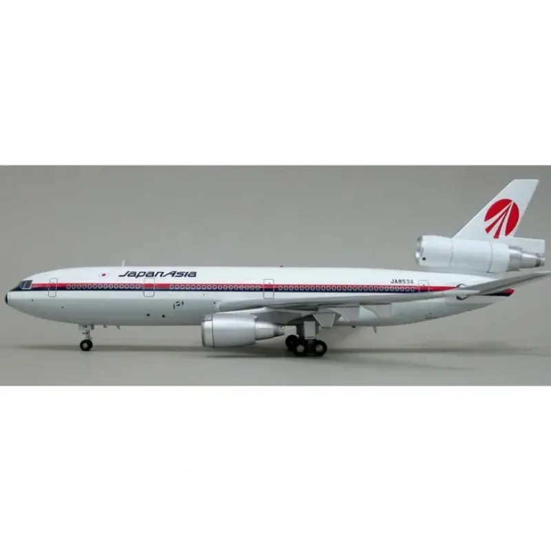 Airplane Model*B-Models BBOXJAA03 1:200 JapanAsia DC-10-40 JA8534 - Miniature Marvels: Airplane Models & Painted Dice