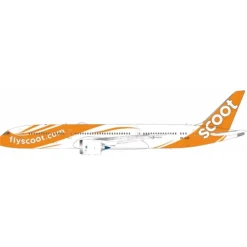 Airplane Model*B-Models B-789-TR-0JG 1:200 SCOOT Boeing 787-9 9V-OJG - Miniature Marvels: Airplane Models & Painted Dice