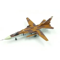 Airplane Model*Calibre Wings CA722406 1:72 Su-24 - Miniature Marvels: Airplane Models & Painted Dice