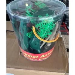 Airplane Model*Combat Action Military Playset Bucket - Miniature Marvels: Airplane Models & Painted Dice