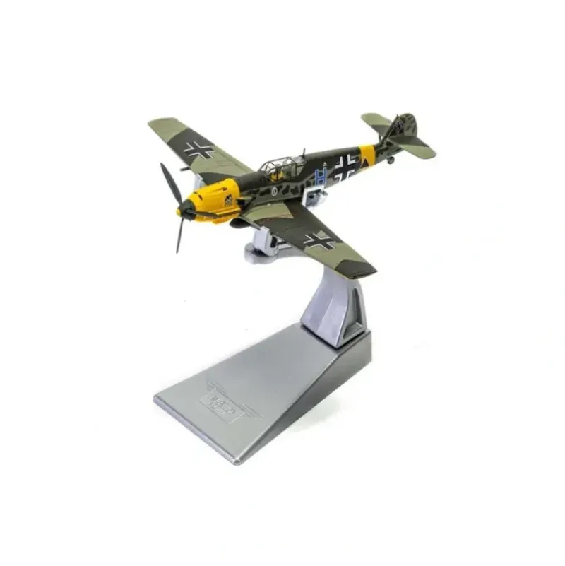 Airplane Model*Corgi AA28007 1:72 BF-109E Blue H, Stalingrad - Miniature Marvels: Airplane Models & Painted Dice
