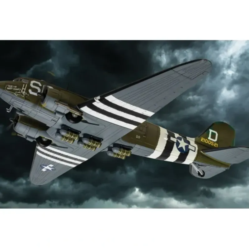 Airplane Model*Corgi AA38211 1:72 C-47A "Night Fright" - Miniature Marvels: Airplane Models & Painted Dice