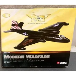 Airplane Model*Corgi AA34702 1:72 Canberra RB-57A, Shaw AFB, 363rd TRW - Miniature Marvels: Airplane Models & Painted Dice