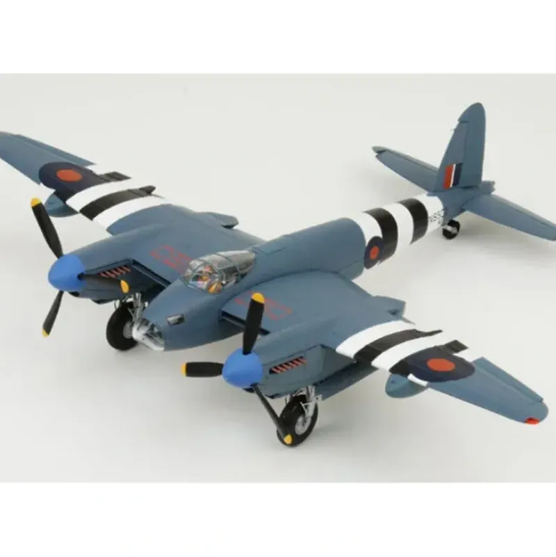 Airplane Model*Corgi AA34602 1:32 de Havilland Mosquito PR XVI RAF Benson No. 544 Sqdn (Minor Shelf Wear on Box) - Miniature Marvels: Airplane Models & Painted Dice