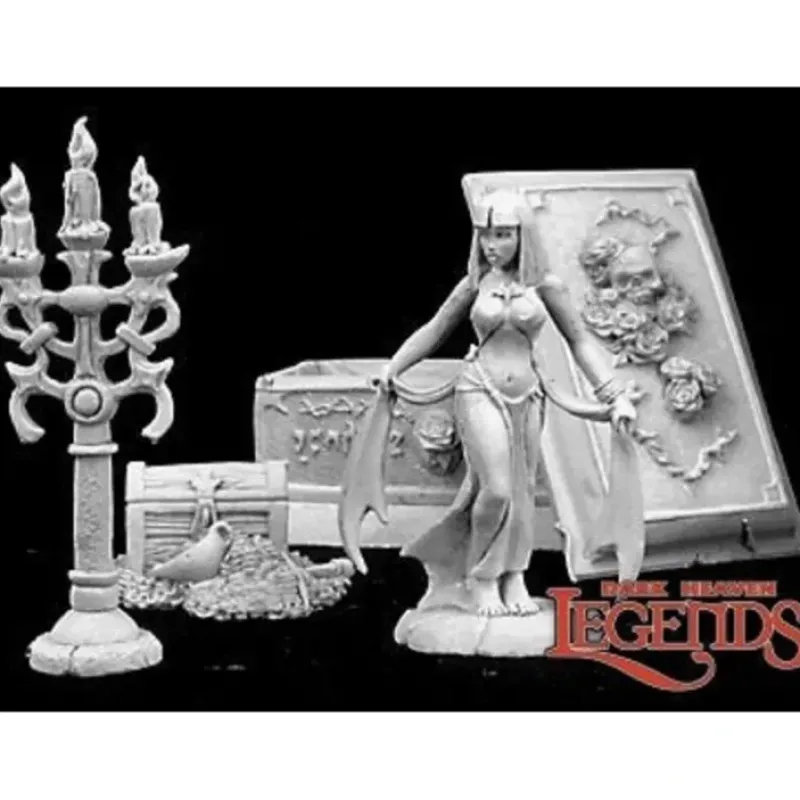 Miniature<Crypt of the Vampiress: Dark Heaven Legends RPR 02990 - Miniature Marvels: Airplane Models & Painted Dice