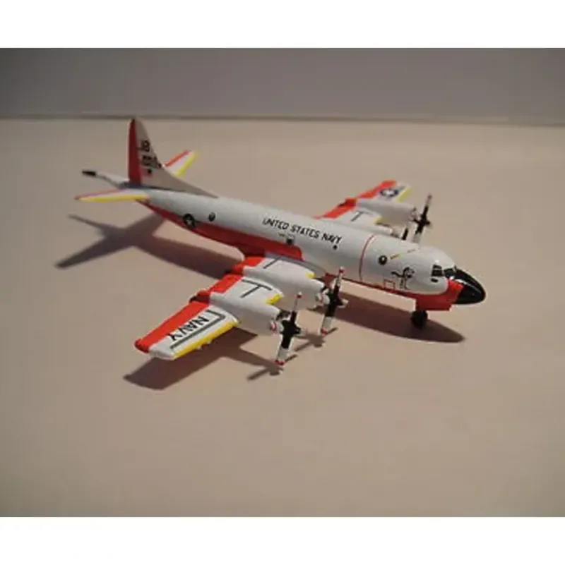 Airplane Model*Dragon Models 55737 1:400 Lockheed P3 Orion (Red) - Miniature Marvels: Airplane Models & Painted Dice