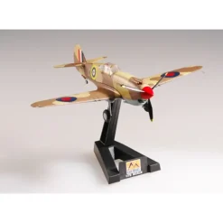Airplane Model*Easy Models 37208 1:72 P-40B Warhawk RAF No.250 Sqn, North Africa, 1941 - Miniature Marvels: Airplane Models & Painted Dice
