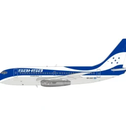 Airplane Model**El Aviador EAVSHO 1:200 SAHSA Boeing HR-SHO 737-200 - Miniature Marvels: Airplane Models & Painted Dice