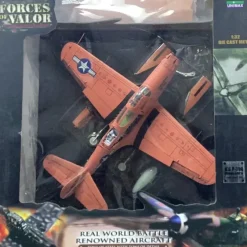 Airplane Model*Forces of Valor 80249 1:32 P-39Q Airacobra Makin Island 1943 - Miniature Marvels: Airplane Models & Painted Dice