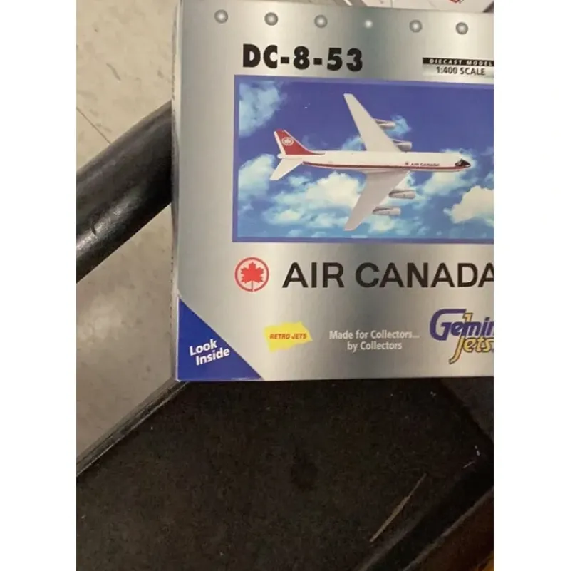 Airplane Model*Gemini400 Dc-8 GJACA092 - Miniature Marvels: Airplane Models & Painted Dice