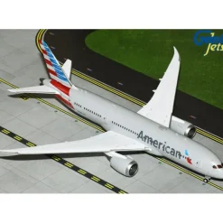 Airplane Model*Gemini Jets G2AAL1105 1:200 American Airlines Boeing 787-8 N808AN - Miniature Marvels: Airplane Models & Painted Dice