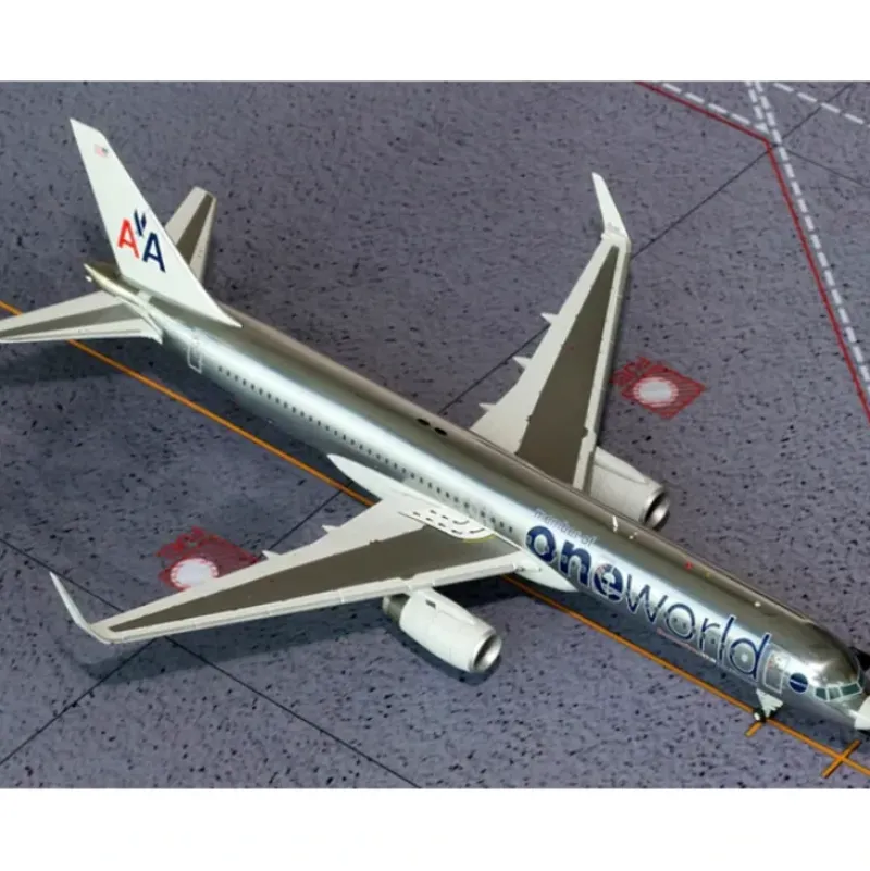 Shop All*Gemini Jets G2AAL219 1:200 American Airlines Boeing 757-200 "Oneworld Scheme" N174AA - Miniature Marvels: Airplane Models & Painted Dice