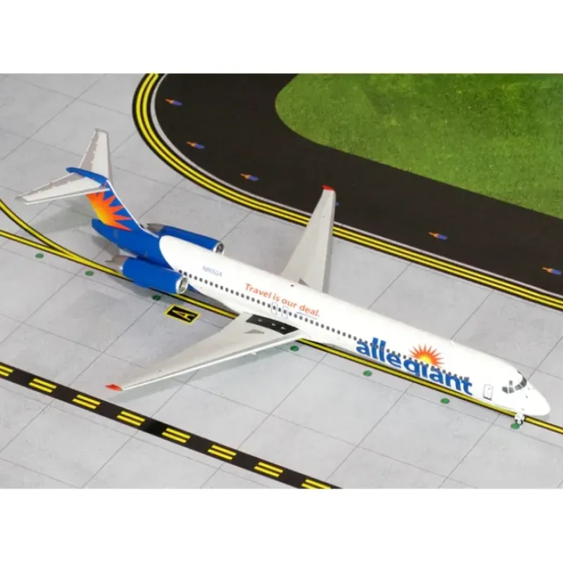Airplane Model*Gemini Jets G2AAY517 1:200 Allegiant Air McDonnell Douglas MD-83 N865GA - Miniature Marvels: Airplane Models & Painted Dice