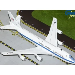 Airplane Model*Gemini Jets G2AFO1098 1:200 USAF Boeing E-4B - Miniature Marvels: Airplane Models & Painted Dice