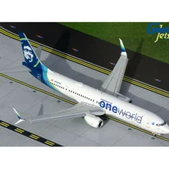 Airplane Model*Gemini Jets G2ASA1015F 1:200 Alaska One World Boeing 737-900 (Flaps Down) - Miniature Marvels: Airplane Models & Painted Dice