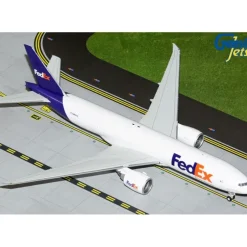 Shop All*Gemini Jets G2FDX1070 1:200 Fedex Boeing 777-200LRF - Miniature Marvels: Airplane Models & Painted Dice