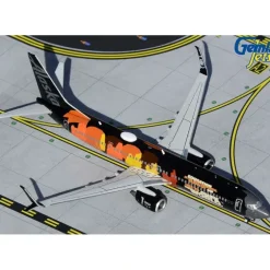Airplane Model*Gemini Jets GJASA2026 1:400 Alaska Boeing 737-900ER N492AS "Our Commitment" - Miniature Marvels: Airplane Models & Painted Dice