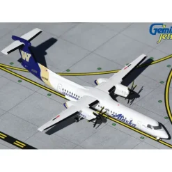 Airplane Model*Gemini Jets GJASA2027 1:400 Alaska Bombardier Dash 8Q-400 N435QX "University of Washington Huskies" - Miniature Marvels: Airplane Models & Painted Dice