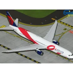 Airplane Model*Gemini Jets GJDAL2154 1:400 Delta Air Lines B767-400ER N845MH pink ribbon/Breast Cancer Research Fdn. - Miniature Marvels: Airplane Models & Painted Dice