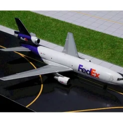 Airplane Model*Gemini Jets GJFDX221 1:400 FedEx Express MD-10 N386FE - Miniature Marvels: Airplane Models & Painted Dice