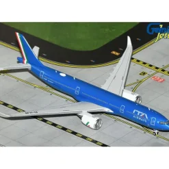 Airplane Model*Gemini Jets GJITY2217 1:400 ITA Airways A330-900neo EI-HJN - Miniature Marvels: Airplane Models & Painted Dice