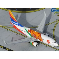 Airplane Model*Gemini Jets GJSWA2020 1:400 Southwest Boeing 737-700 - Miniature Marvels: Airplane Models & Painted Dice