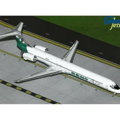 Airplane Model*Gemini Jets G2ROA833 1:200 Reno Air MD-90 N905RA - Miniature Marvels: Airplane Models & Painted Dice