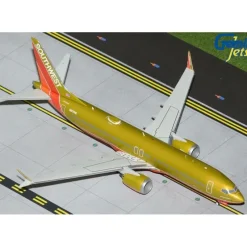 Airplane Model*Gemini Jets G2SWA1216 1:200 Southwest 737 MAX 8 "Desert Gold Retro" - Miniature Marvels: Airplane Models & Painted Dice