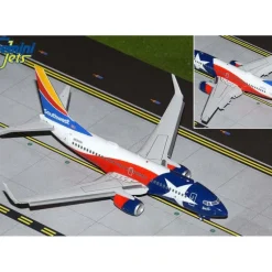 Airplane Model*Gemini Jets G2SWA1009 F 1:200 Southwest Airlines Boeing 737-700 Lone Star One (Flaps Down) - Miniature Marvels: Airplane Models & Painted Dice