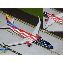 Airplane Model*Gemini Jets G2SWA1042F 1:200 Southwest Boeing 737-800 Freedom One (Flaps Down) - Miniature Marvels: Airplane Models & Painted Dice
