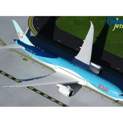 Airplane Model*Gemini Jets G2TOM908 1:200 TUI Boeing 787-9 G-TUIM - Miniature Marvels: Airplane Models & Painted Dice
