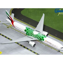 Airplane Model*Gemini Jets G2UAE799 1:200 Emirates B777-300ER A6-EPU - Miniature Marvels: Airplane Models & Painted Dice