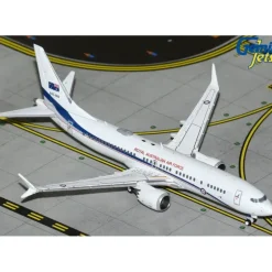 Airplane Model*Gemini Macs GMRAA145 1:400 Royal Australian Air Force B737-8 BBJ A62-002 - Miniature Marvels: Airplane Models & Painted Dice